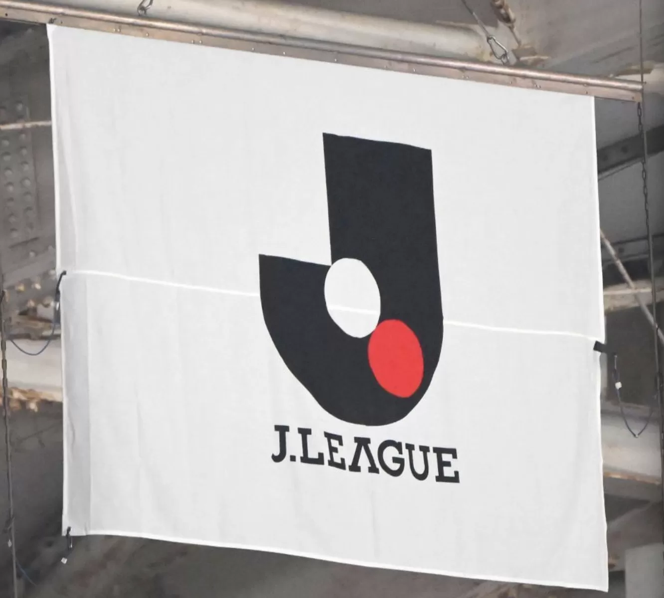 “J联赛全力支持横滨水手与川崎前锋：包机出战亚精英赛并全额报销差旅费”